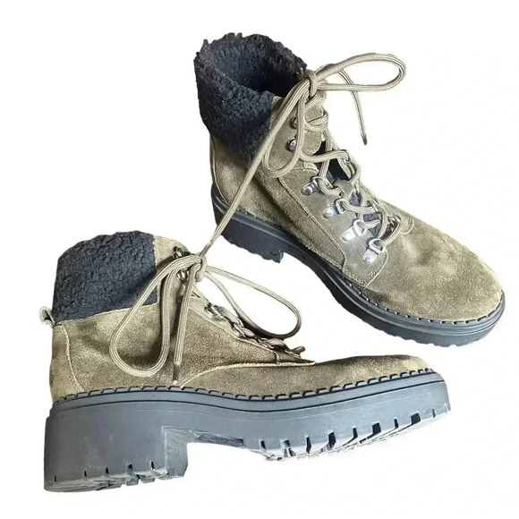 Marc Fisher Leigan Woman’s Boot Size 9 - Picture 2 of 6